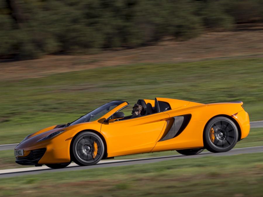  McLaren MP4-12C Spyder 2012 года  (UK) (фото 5 из 32)